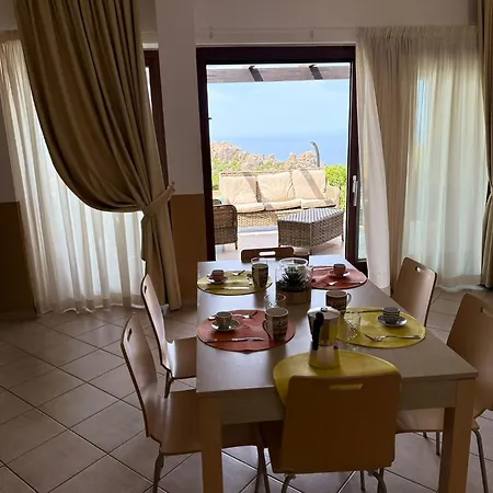 Villa Blue Horizon- Costa Paradiso